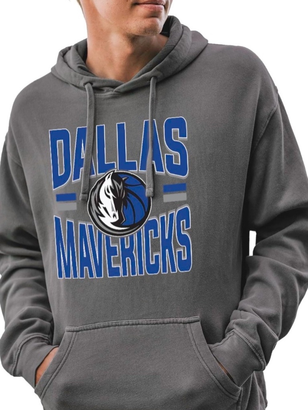 Blue 84 Dallas Mavericks NBA Officially Licensed Hooded Sweatshirt Medium